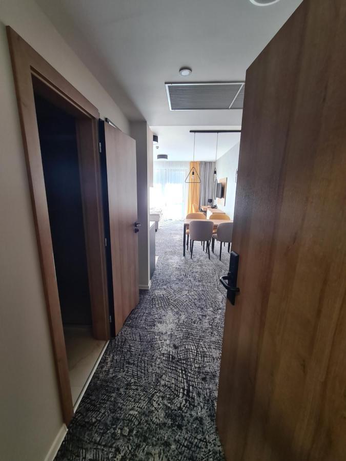 Akvamarin Besenova Apartman Apartment Exterior photo